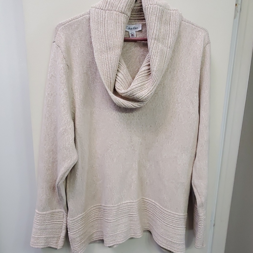 Calvin Klein Sweater